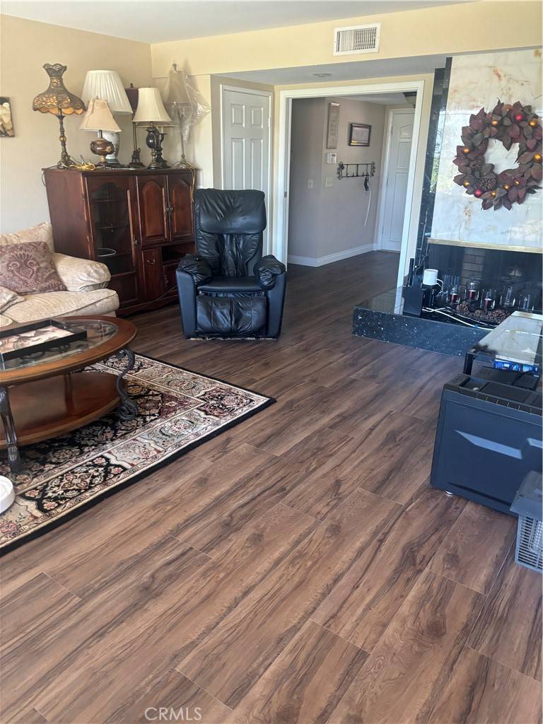 Anaheim Hills, CA 92807,5227 Fern haven