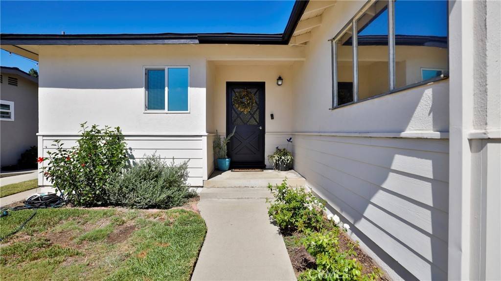 Covina, CA 91724,5035 Greer AVE