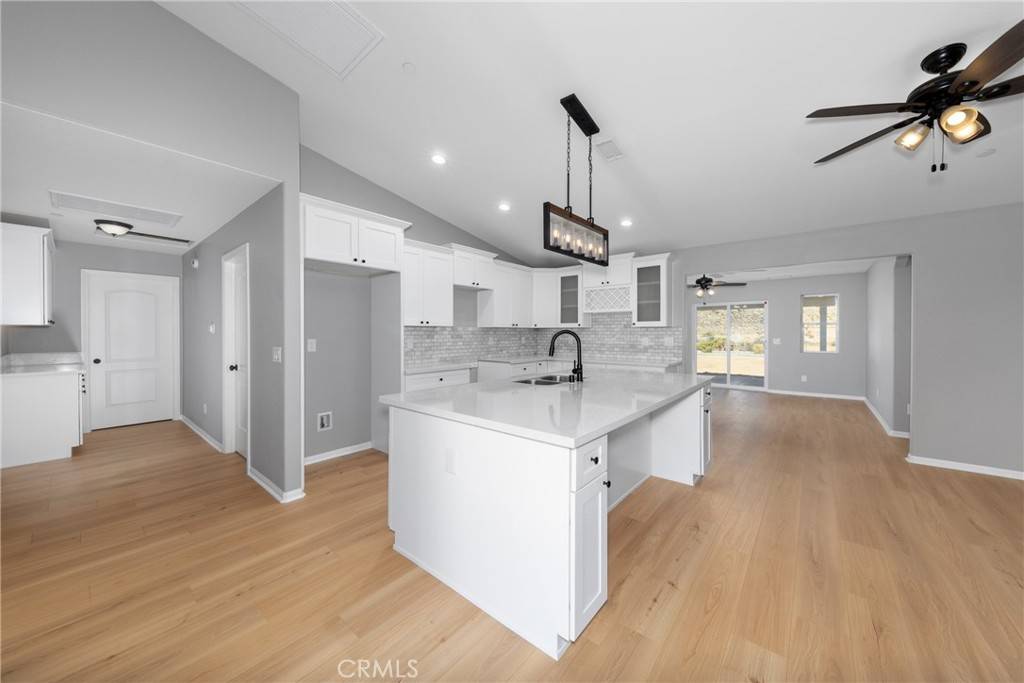 Apple Valley, CA 92307,14490 Savannah CT