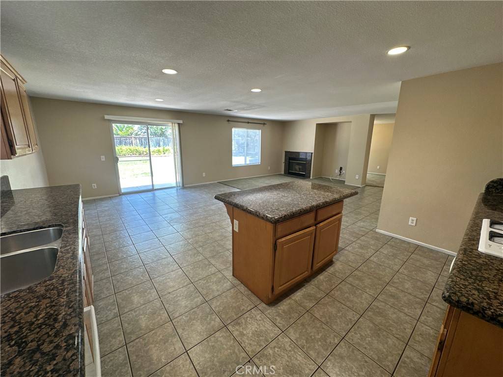 Corona, CA 92882,841 Moyano CIR