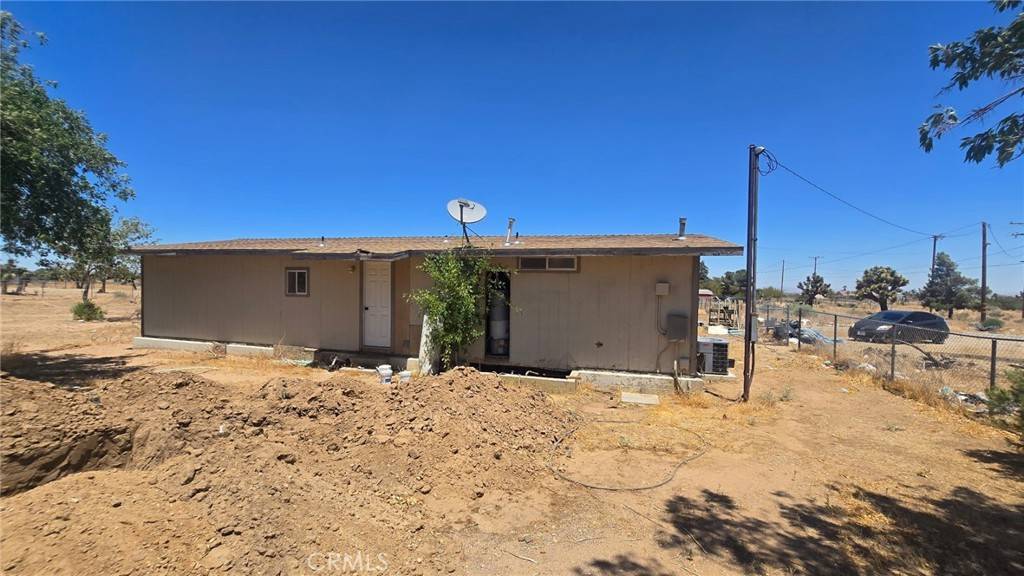 Phelan, CA 92371,9950 Sonora RD