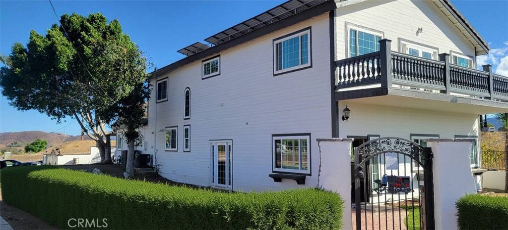 Lake Elsinore, CA 92530,1006 W Pottery ST