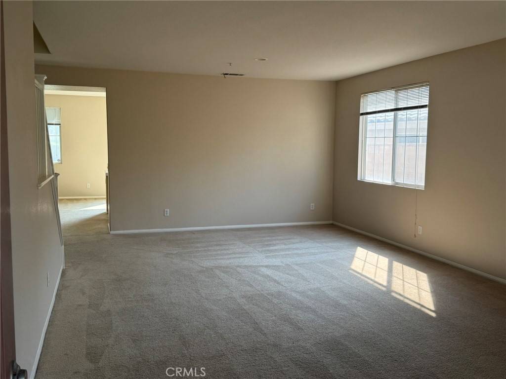 Fontana, CA 92336,5859 Seminole WAY