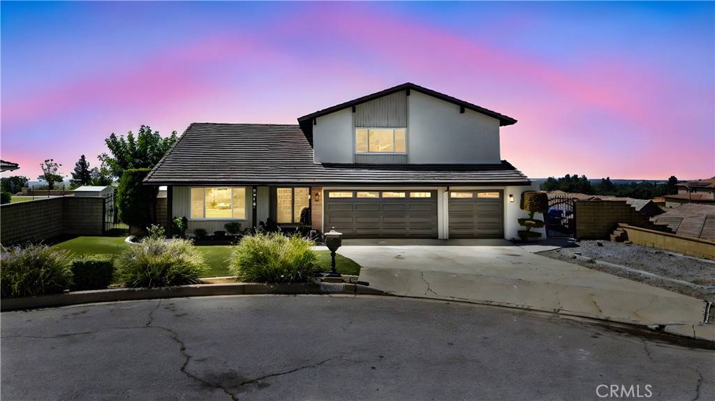 Rancho Cucamonga, CA 91737,8915 Appaloosa CT