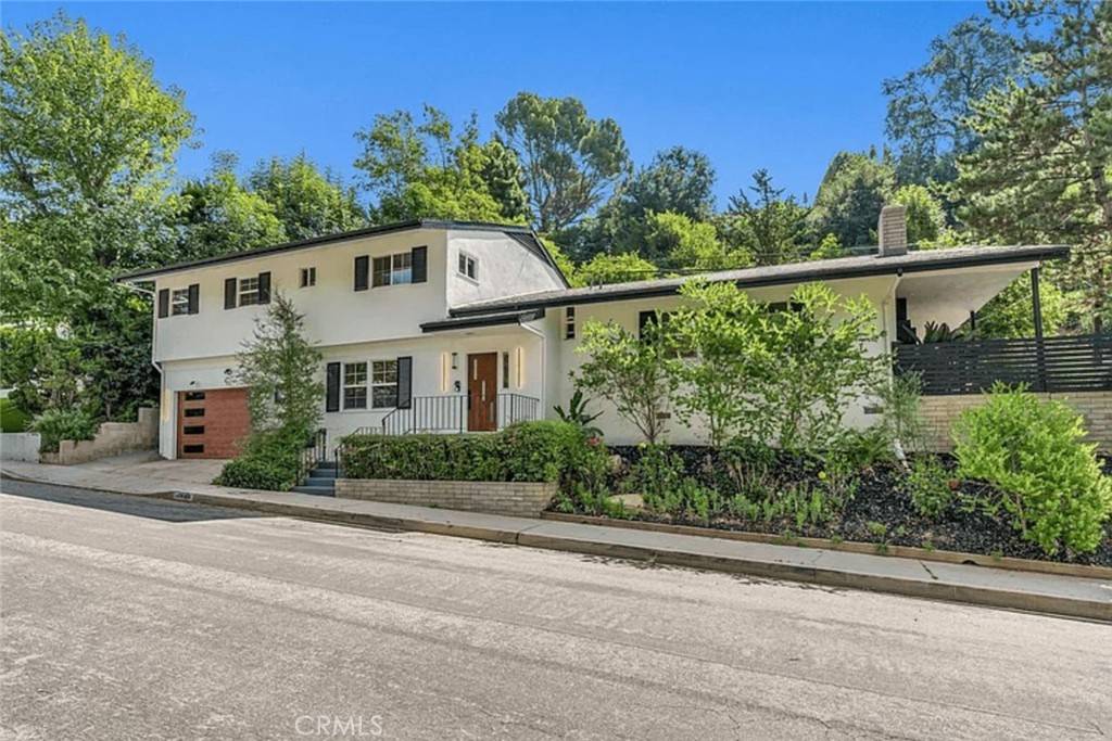 Los Angeles, CA 90077,15440 Hamner DR