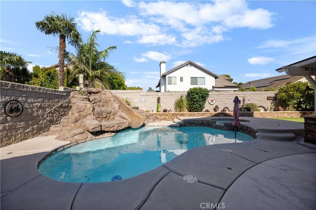 Chino, CA 91710,13171 Robin CT