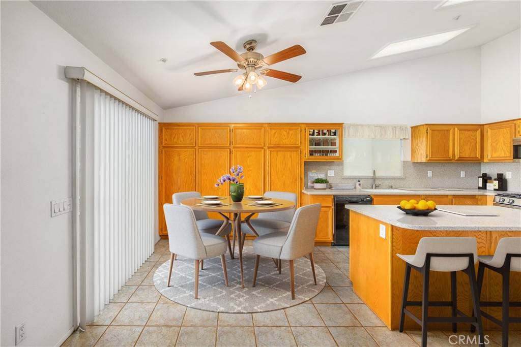 Highland, CA 92346,29025 Oak Creek LN