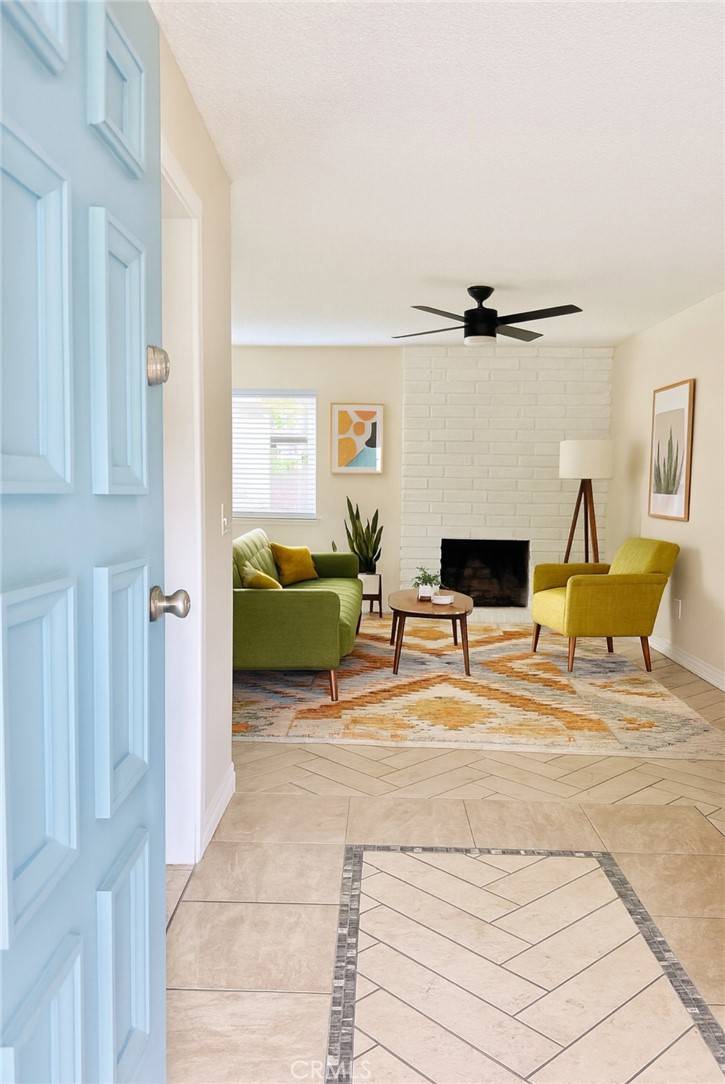Riverside, CA 92507,220 W Blaine ST