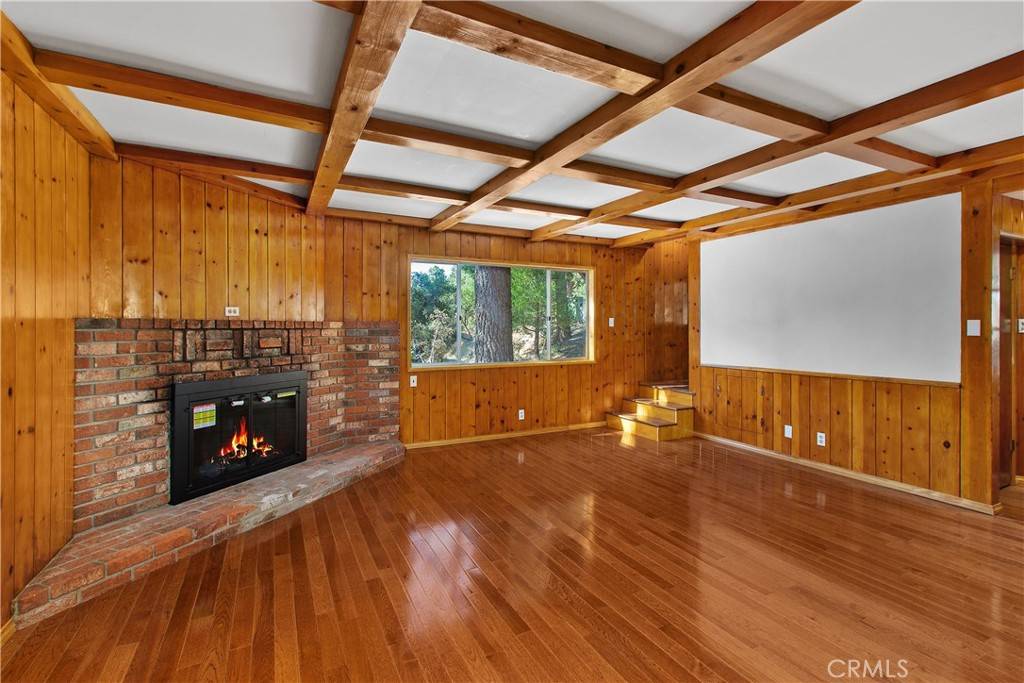 Idyllwild, CA 92549,25462 Cedar Glen Drive