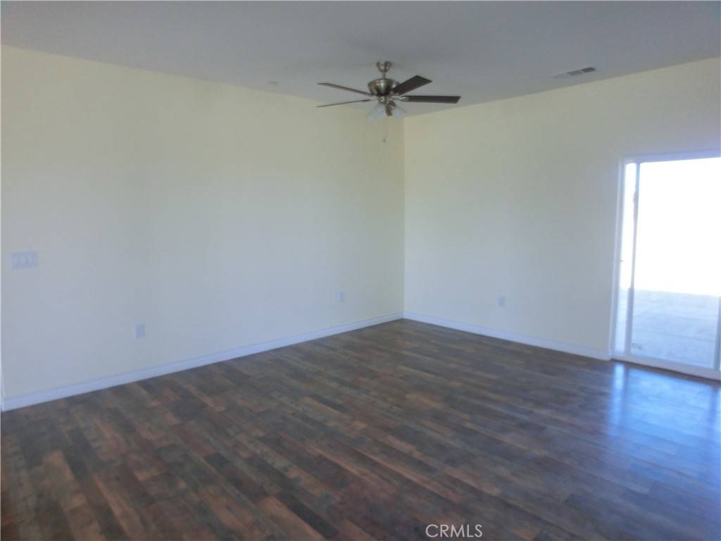 Pinon Hills, CA 92372,11462 Prado RD