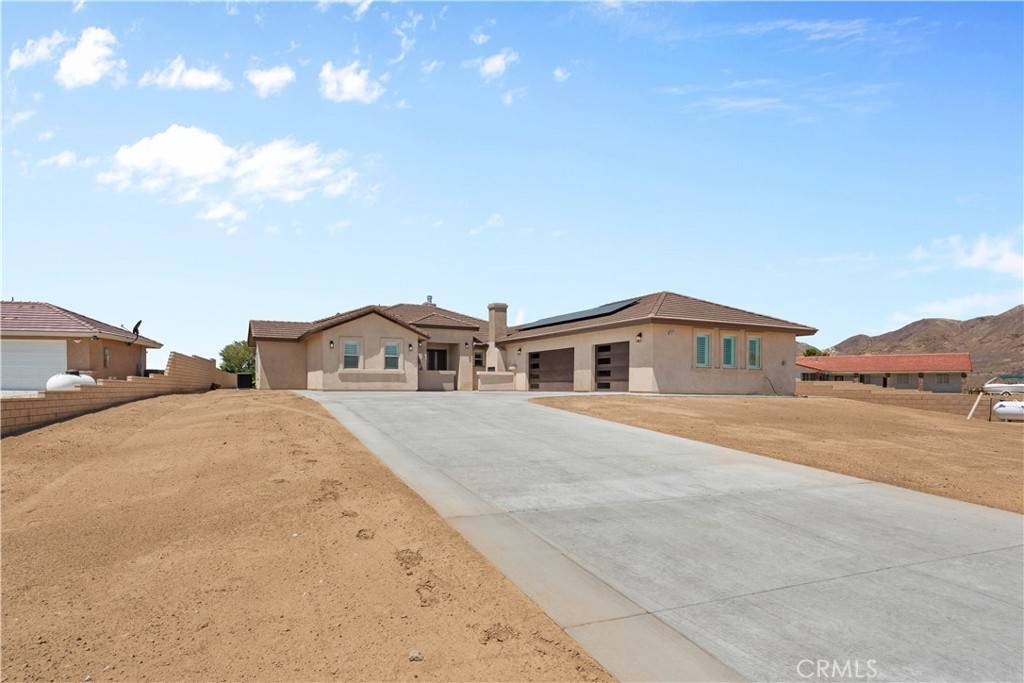 Yermo, CA 92398,39581 Mountain View RD