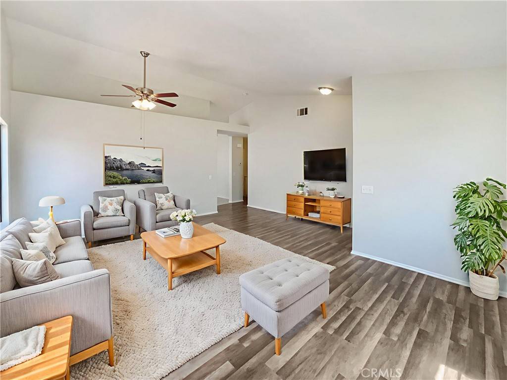 Victorville, CA 92392,13058 Princeton DR