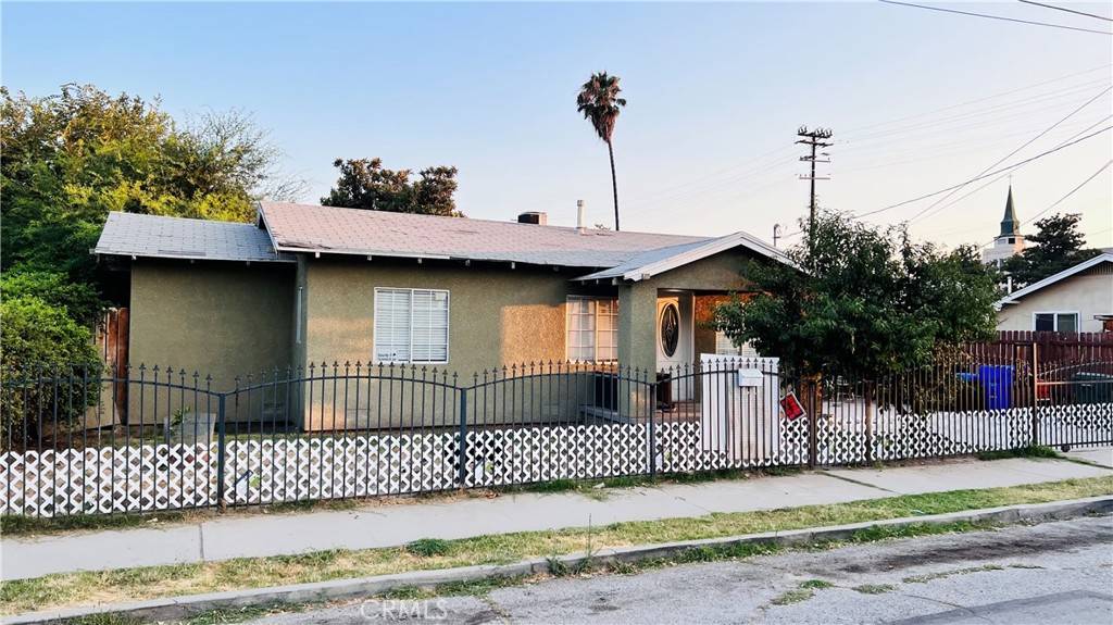 San Bernardino, CA 92410,681 W Olive ST