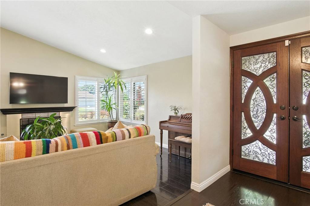 Rancho Cucamonga, CA 91730,9956 Hemlock ST