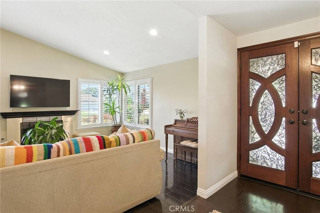 Rancho Cucamonga, CA 91730,9956 Hemlock ST