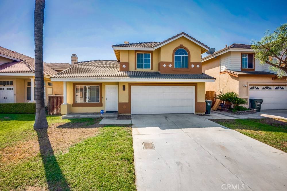 Fontana, CA 92336,14141 Tuolumne CT