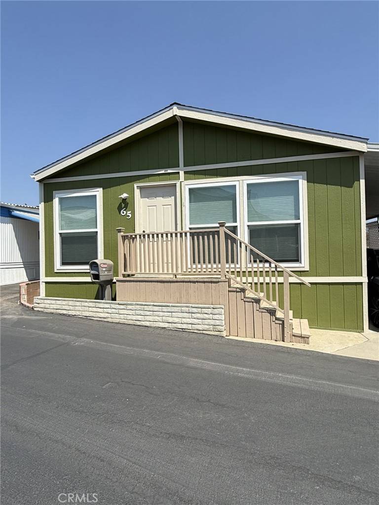 Oceanside, CA 92057,65 Hummingbird LN