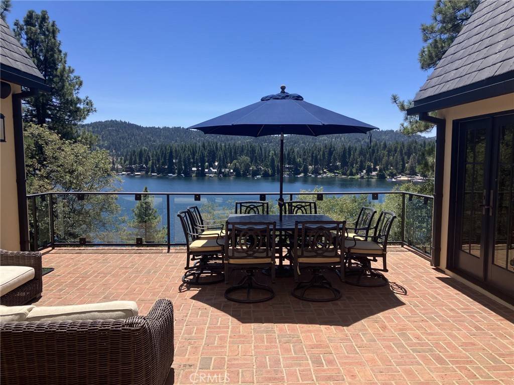 Lake Arrowhead, CA 92352,28087 North Shore RD