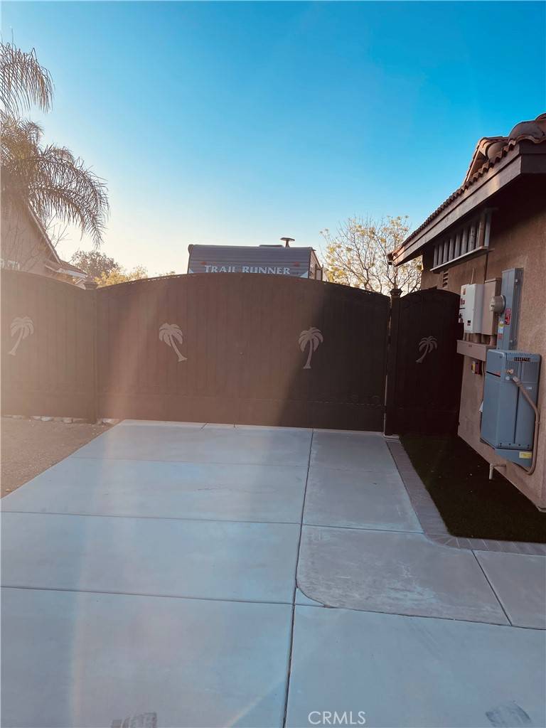 Rialto, CA 92377,3669 N Orangewood AVE