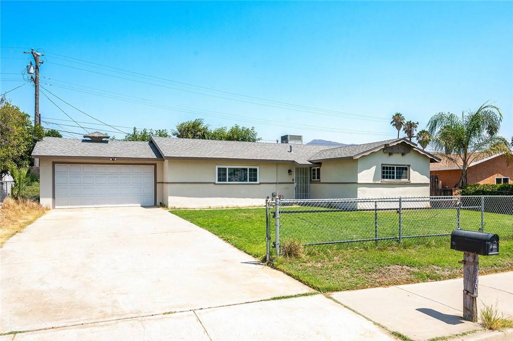 Jurupa Valley, CA 92509,6339 Rathke DR