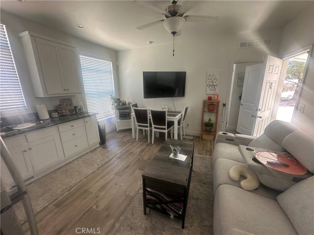 Grand Terrace, CA 92313,22113 Grand Terrace RD #8