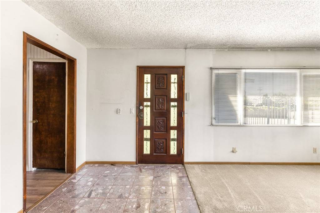 Jurupa Valley, CA 92509,6000 De La Vista