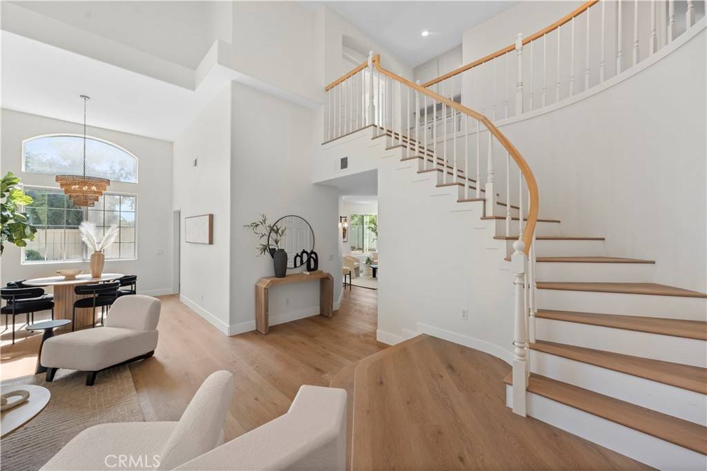 San Diego, CA 92128,13737 Esprit AVE