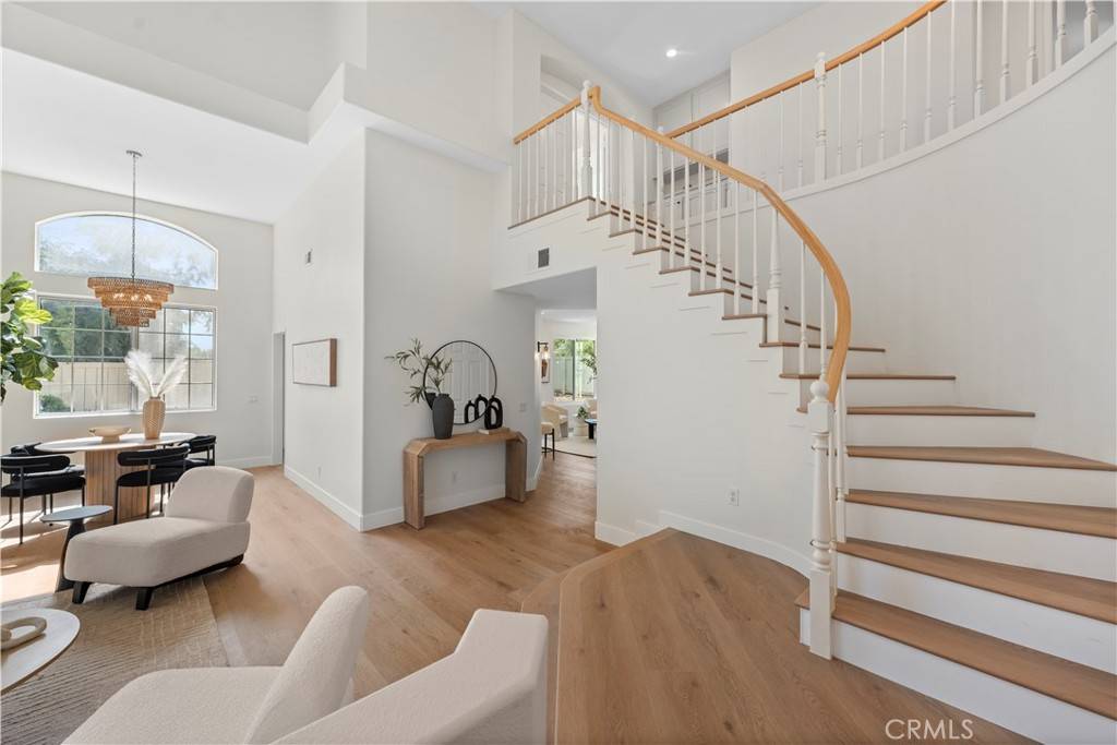 San Diego, CA 92128,13737 Esprit AVE