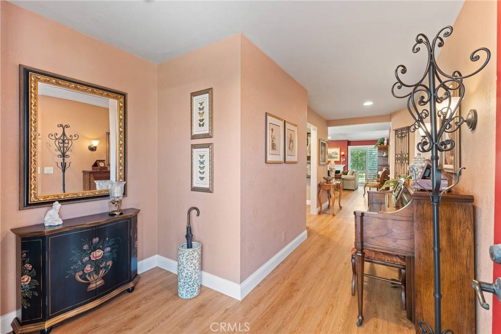 Mission Viejo, CA 92692,28426 Borgona