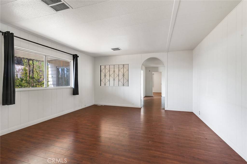 Perris, CA 92570,21491 Oak ST