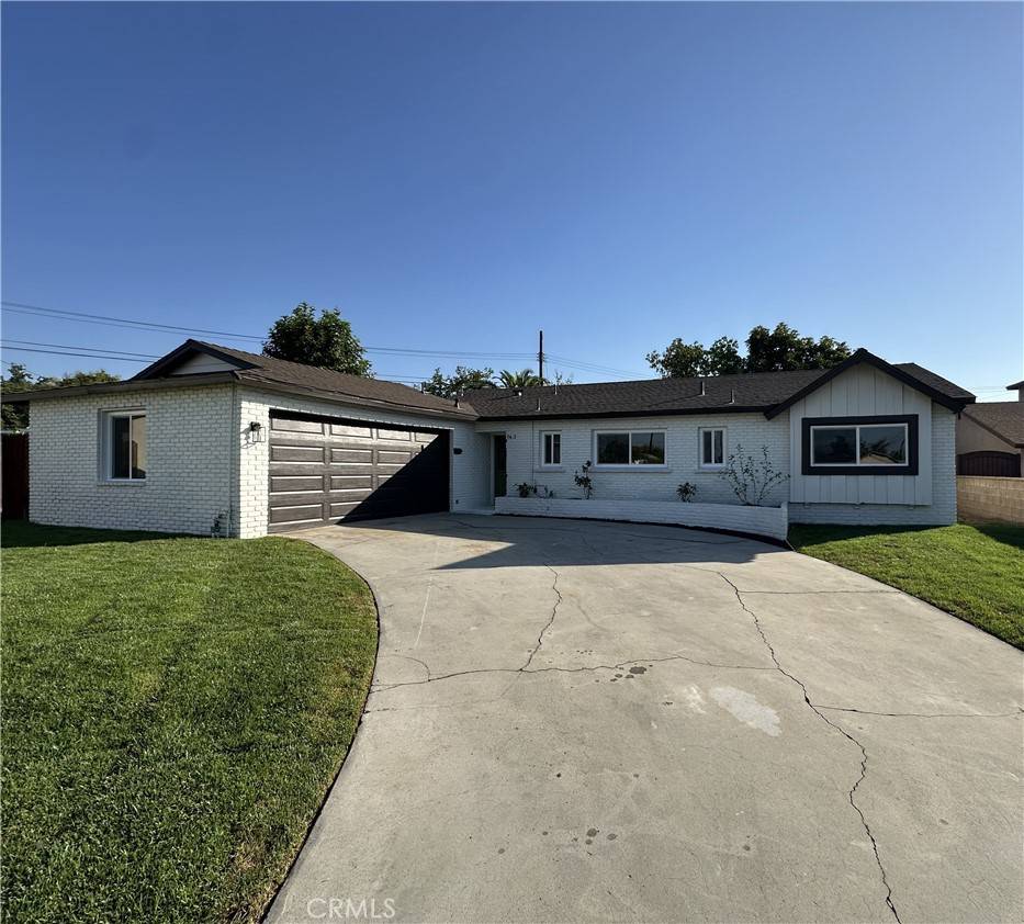 Colton, CA 92324,743 Roberta CT