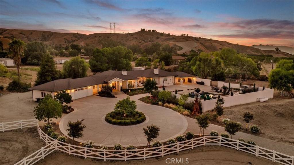 Redlands, CA 92373,8275 Deadwood CT