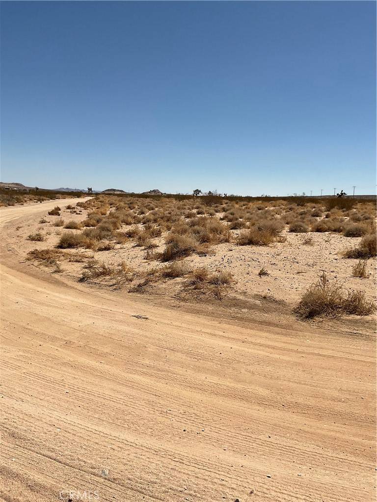 Lucerne Valley, CA 92356,0 Oakdale RD
