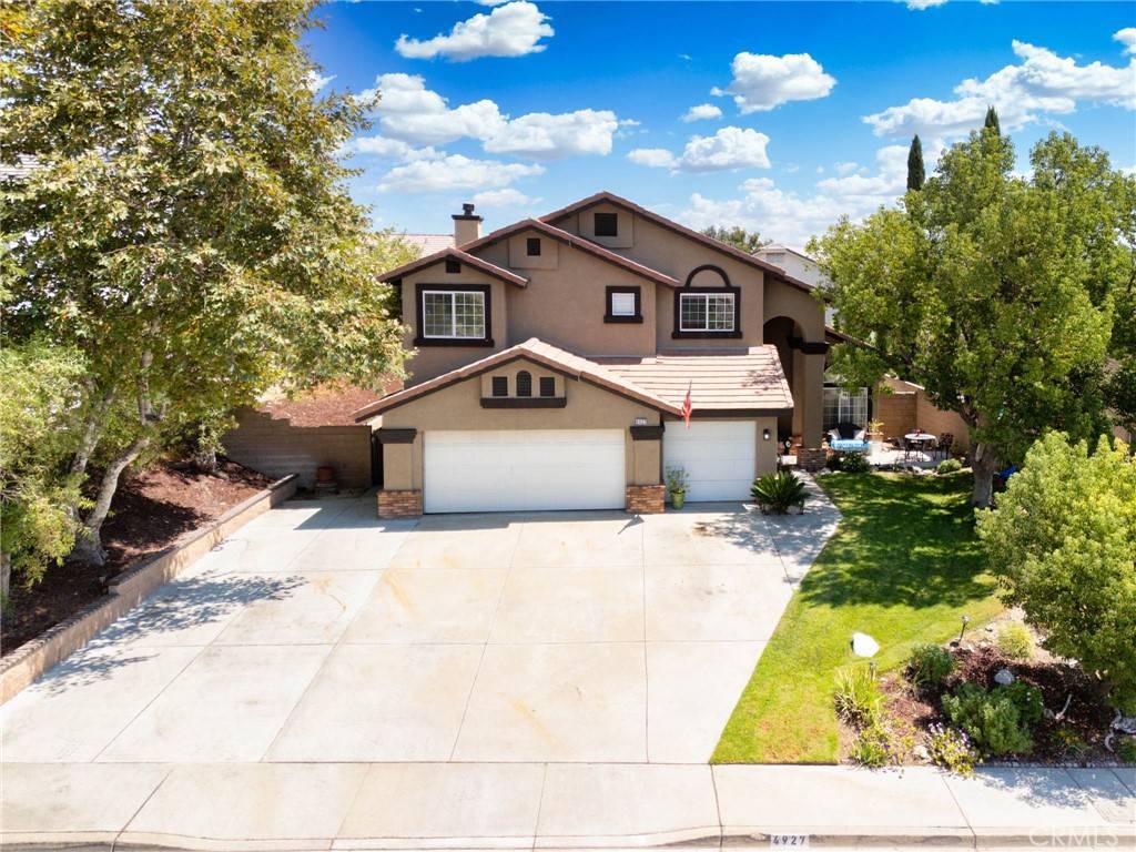 Fontana, CA 92336,4927 Toronto AVE
