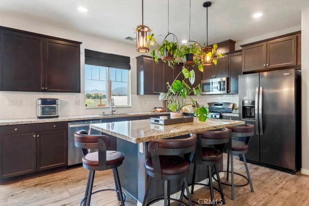 Calimesa, CA 92320,1148 Little Leaf ST