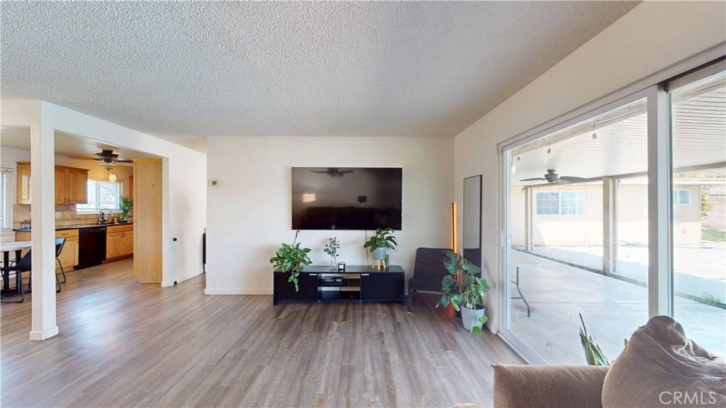 San Bernardino, CA 92404,5607 Mckinley AVE