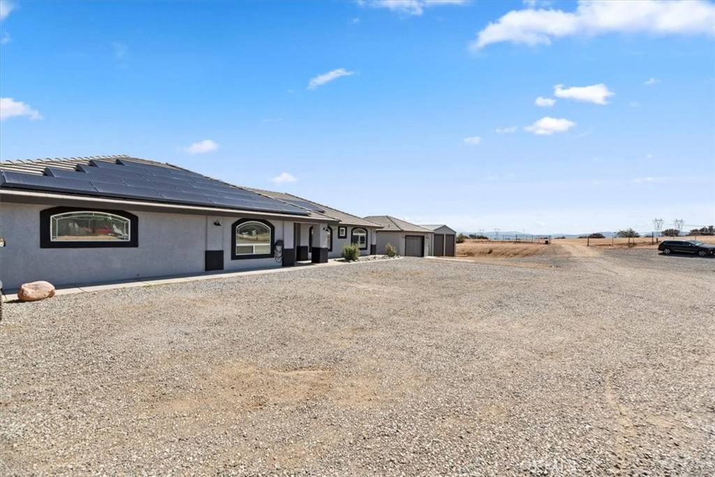 Oak Hills, CA 92344,7122 Braceo ST