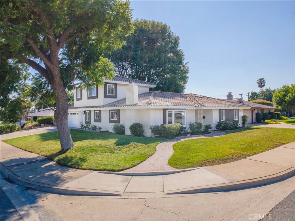 Pomona, CA 91767,306 Ivy CT