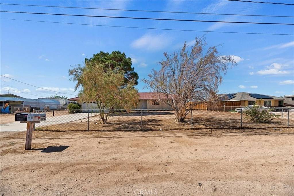 Hesperia, CA 92345,11906 Calcite