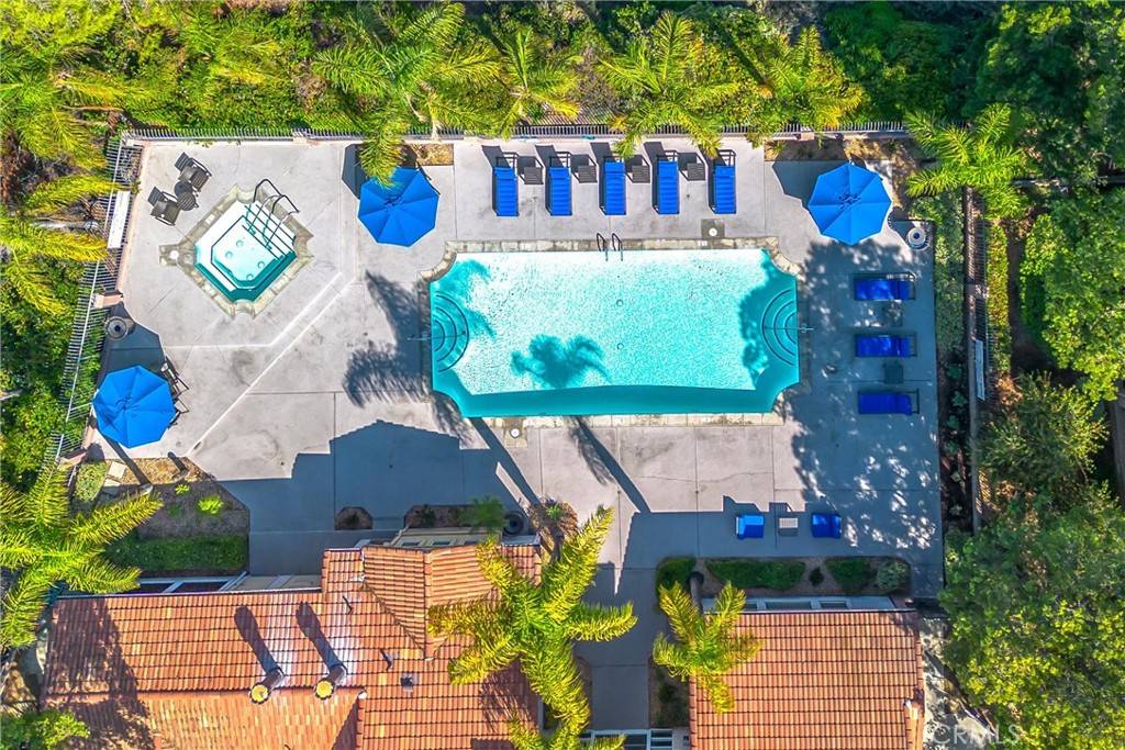 Corona, CA 92882,2500 San Gabriel #202