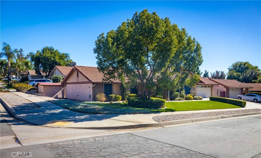 Yucaipa, CA 92399,36029 Leah LN