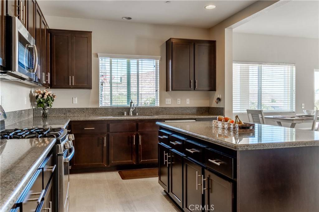 Lake Elsinore, CA 92532,35166 Sorrel