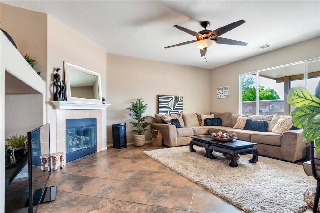 Moreno Valley, CA 92555,14663 Round Leaf