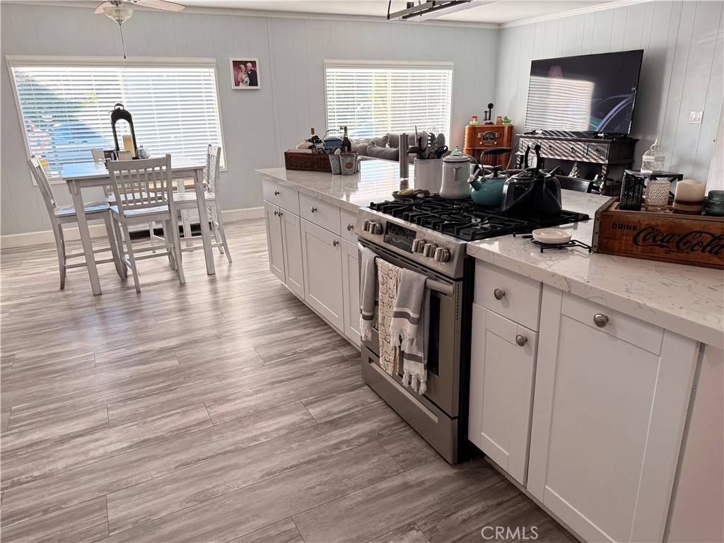 Wildomar, CA 92595,33500 Hayloft ST