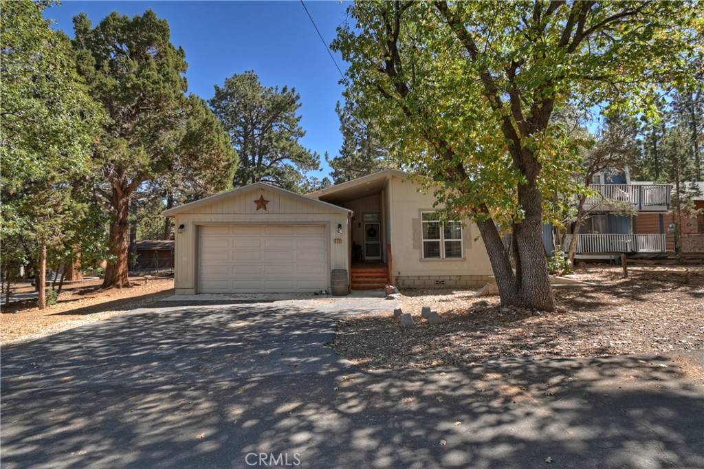 Sugarloaf, CA 92386,775 Riverside
