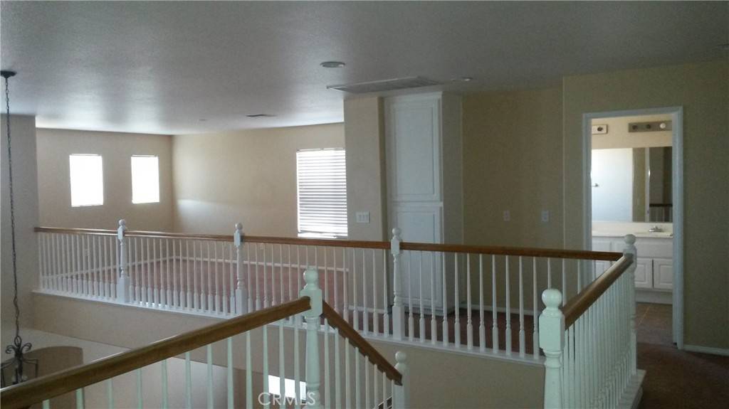 Eastvale, CA 92880,6022 Larry Dean