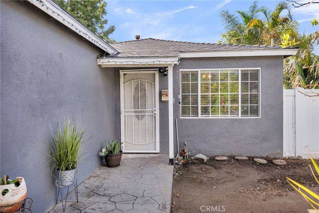 Brea, CA 92821,604 E Ash ST