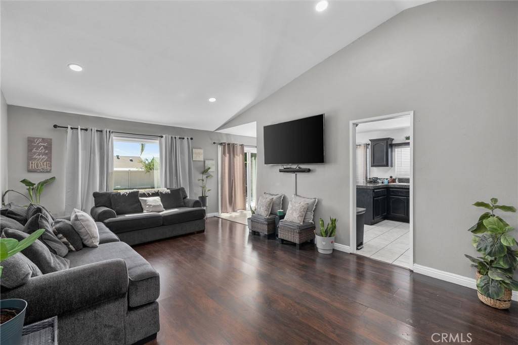 Moreno Valley, CA 92553,24315 Dolan DR