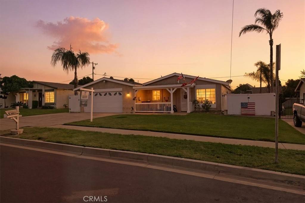 Grand Terrace, CA 92313,22121 Mavis