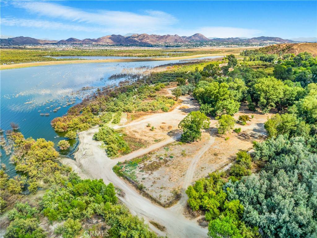 Lake Elsinore, CA 92530,0 Grand AVE